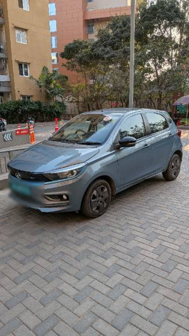 Tata Tiago EV XZ Plus LR - Photo 2