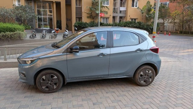 Tata Tiago EV XZ Plus LR - Photo 6