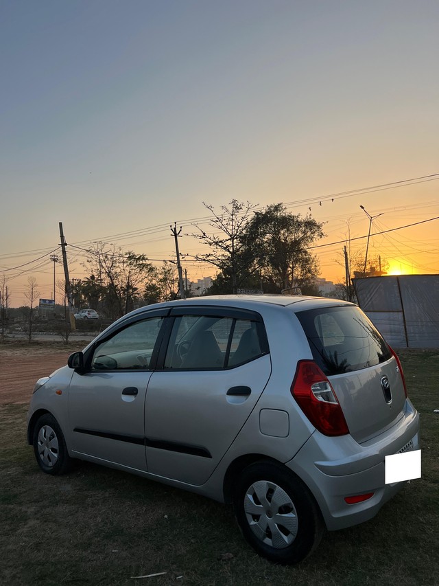 Second-hand 2014 Hyundai i10 Era for sale in Faridabad-5