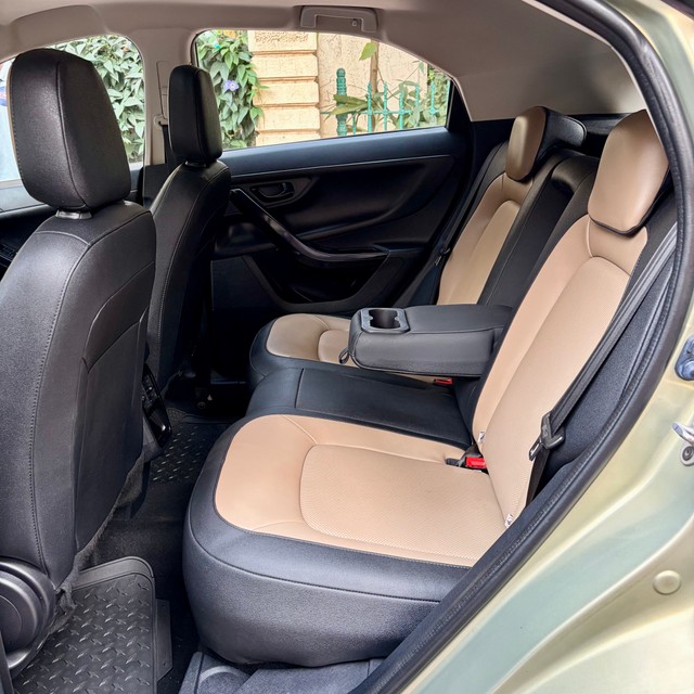 Second-hand 2023 Tata Nexon XZA Plus LUXS Kaziranga AMT BSVI for sale in Thane-15