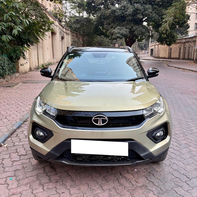 Second-hand 2023 Tata Nexon XZA Plus LUXS Kaziranga AMT BSVI for sale in Thane-6