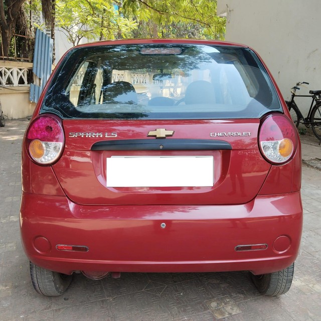 Second-hand 2011 Chevrolet Spark 1.0 LS for sale in Mira Road-2
