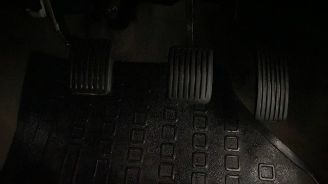 Second-hand 2015 Hyundai i10 Magna 1.1L for sale in Lucknow-14