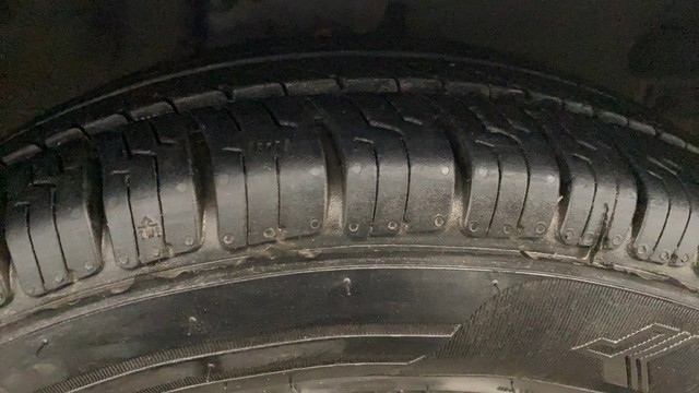 Second-hand 2015 Hyundai i10 Magna 1.1L for sale in Lucknow-28