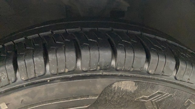 Second-hand 2015 Hyundai i10 Magna 1.1L for sale in Lucknow-30