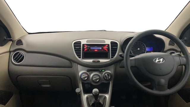 Second-hand 2015 Hyundai i10 Magna 1.1L for sale in Lucknow-10