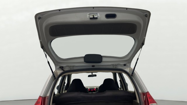 Second-hand 2015 Hyundai i10 Magna 1.1L for sale in Lucknow-20