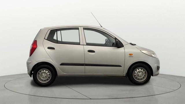 Second-hand 2015 Hyundai i10 Magna 1.1L for sale in Lucknow-1