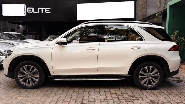 Second-hand 2023 Mercedes-Benz GLE 300d 4Matic for sale in Chennai-3