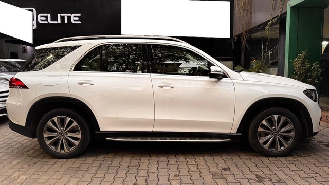 Second-hand 2023 Mercedes-Benz GLE 300d 4Matic for sale in Chennai-1