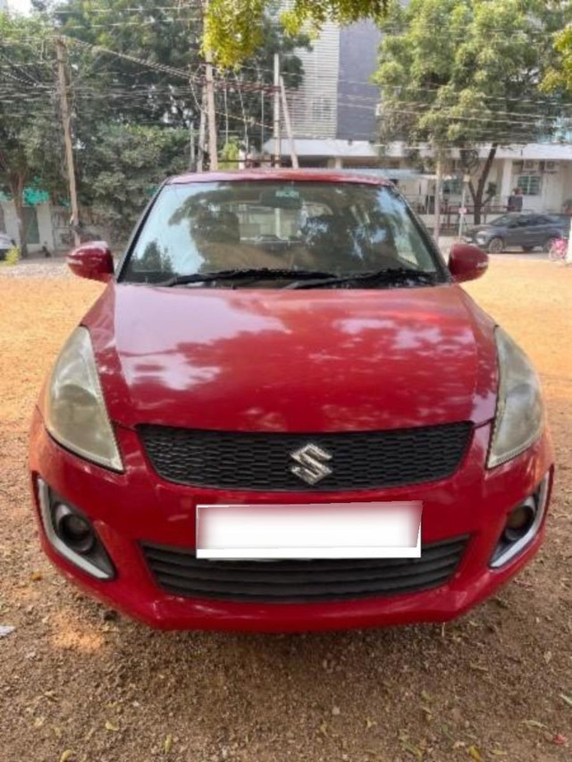 Second-hand 2015 Maruti Suzuki Swift VXI for sale in Guntur-4