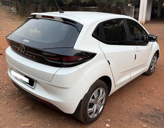 Second-hand 2024 Tata Altroz XM Plus for sale in Chandrapur-4