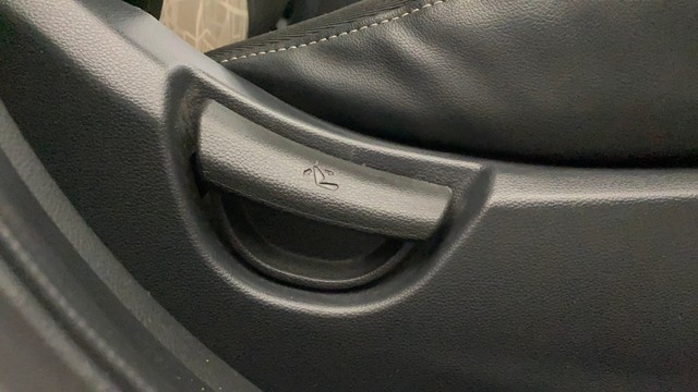 Second-hand 2015 Hyundai Grand i10 Sportz for sale in Kochi-18