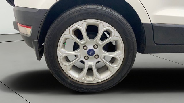 Second-hand 2017 Ford Ecosport 1.5 Petrol Titanium Plus AT BSIV for sale in Kochi-28