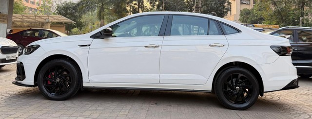Second-hand 2023 Volkswagen Virtus GT Plus DSG for sale in Mumbai-5