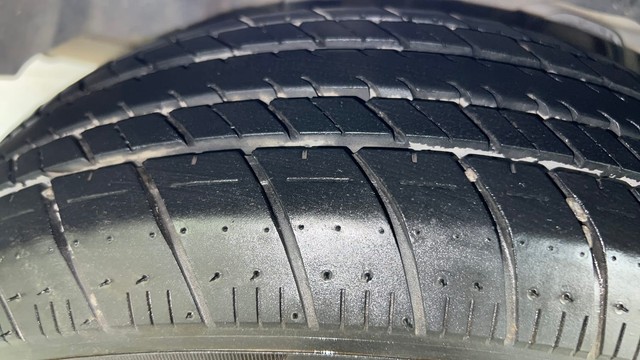 Second-hand 2017 Ford Figo Titanium AT 2019-2020 for sale in Bangalore-34