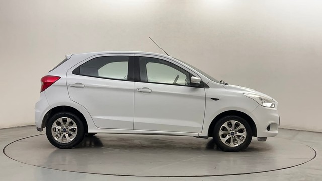 Second-hand 2017 Ford Figo Titanium AT 2019-2020 for sale in Bangalore-2