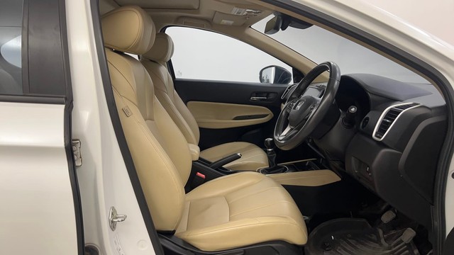 Second-hand 2023 Honda City ZX MT for sale in Pune-15