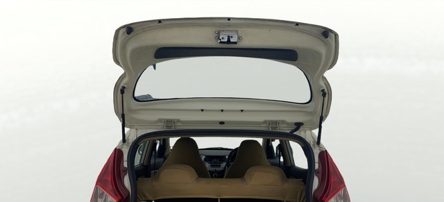 Second-hand 2016 Hyundai EON Era Plus for sale in Ahmedabad-20