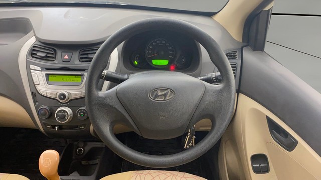Second-hand 2016 Hyundai EON Era Plus for sale in Ahmedabad-12