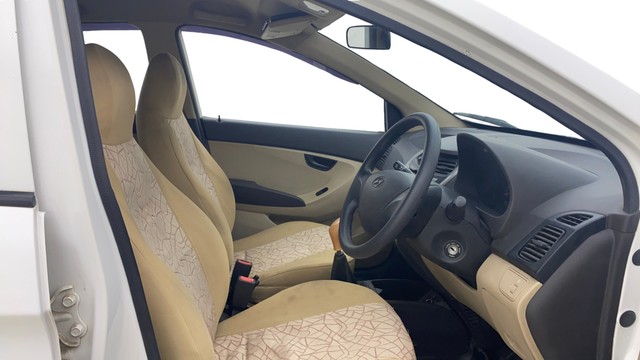 Second-hand 2016 Hyundai EON Era Plus for sale in Ahmedabad-15