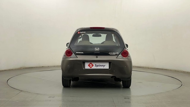 Second-hand 2013 Honda Brio VX AT for sale in Mumbai-4