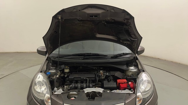 Second-hand 2013 Honda Brio VX AT for sale in Mumbai-8