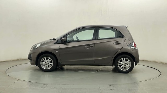 Second-hand 2013 Honda Brio VX AT for sale in Mumbai-6