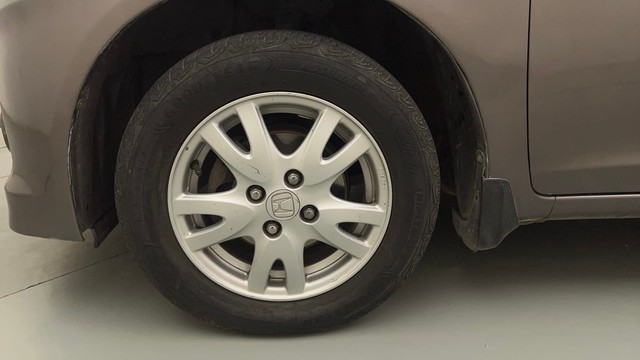 Second-hand 2013 Honda Brio VX AT for sale in Mumbai-20