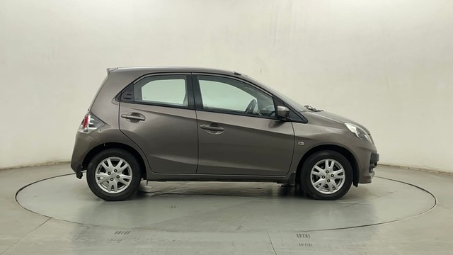 Second-hand 2013 Honda Brio VX AT for sale in Mumbai-2