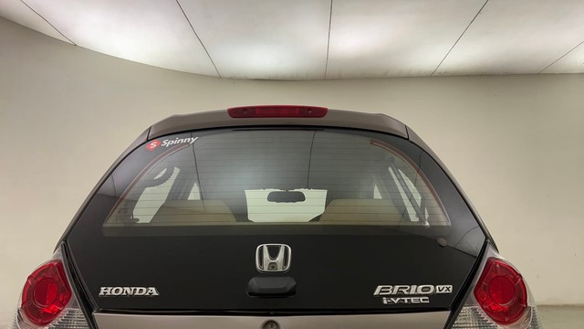 Second-hand 2013 Honda Brio VX AT for sale in Mumbai-35