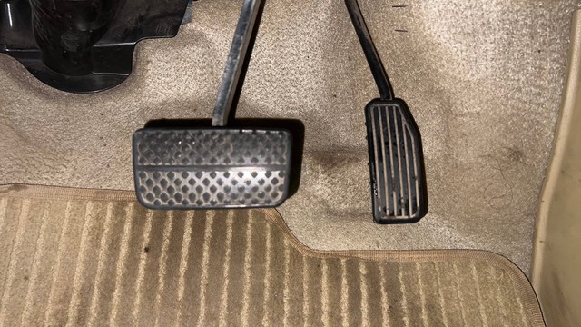 Second-hand 2013 Honda Brio VX AT for sale in Mumbai-14