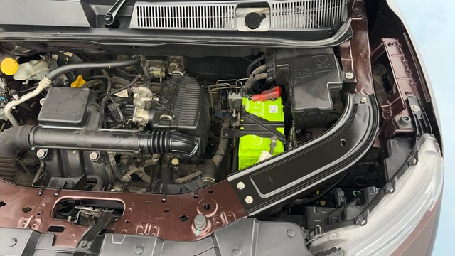 Second-hand 2022 Renault Kiger RXT for sale in Lucknow-29