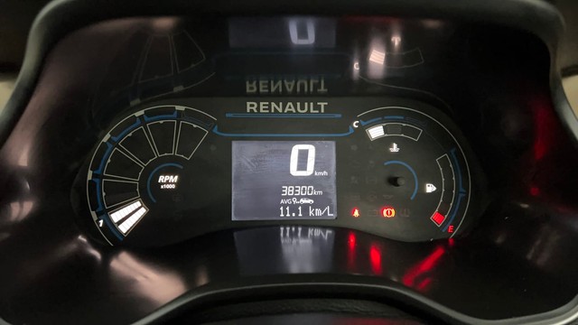 Second-hand 2022 Renault Kiger RXT for sale in Lucknow-13