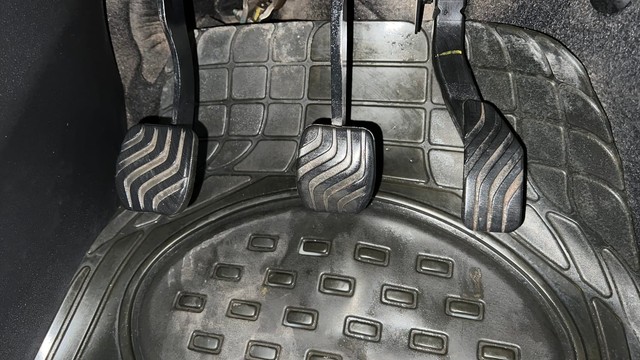 Second-hand 2022 Renault Kiger RXT for sale in Lucknow-14