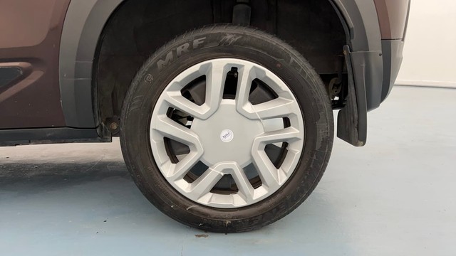 Second-hand 2022 Renault Kiger RXT for sale in Lucknow-19