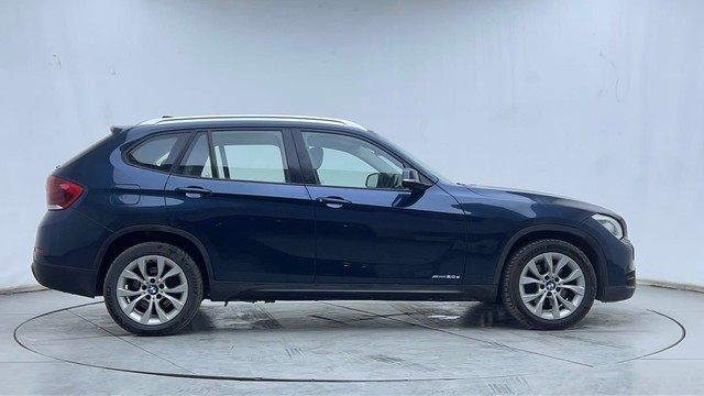 Second-hand 2014 BMW X1 sDrive20d for sale in Hyderabad-2