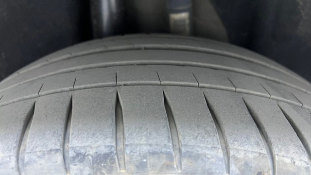 Second-hand 2014 BMW X1 sDrive20d for sale in Hyderabad-37