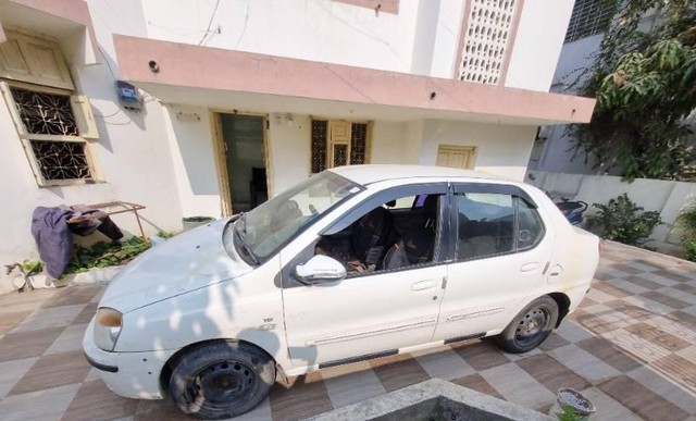 Tata Indigo LX Second-hand 2011 Tata Indigo LX for sale in Nanded-4