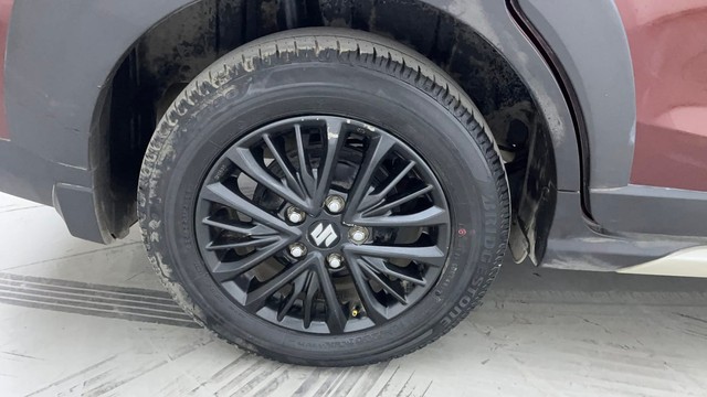 Second-hand 2020 Maruti XL6 Alpha AT for sale in Hyderabad-18