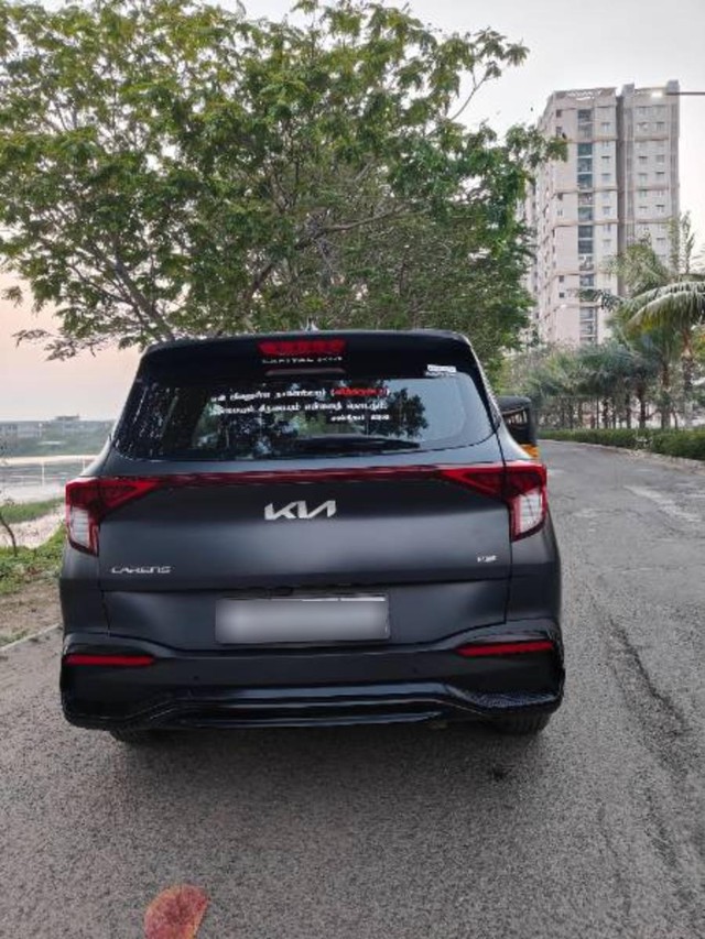 Second-hand 2024 Kia Carens X-Line DCT for sale in Kelambakkam-1