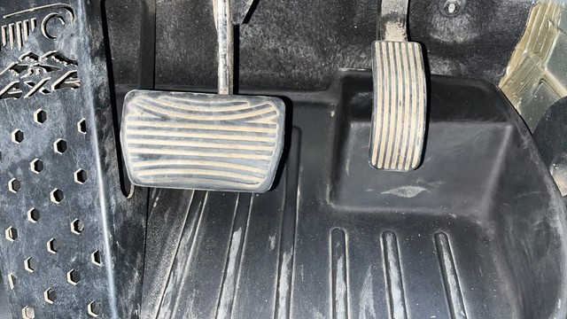 Second-hand 2022 Mahindra Thar LX Hard Top AT for sale in Hyderabad-14