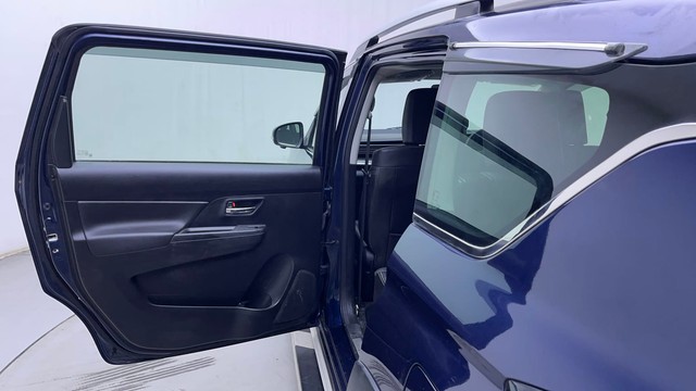 Second-hand 2023 Maruti XL6 Alpha AT for sale in Hyderabad-29