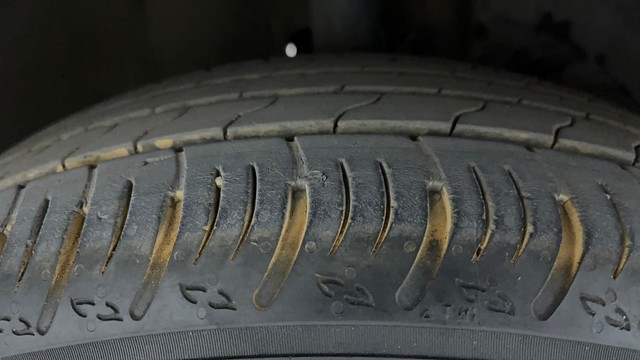 Second-hand 2023 Maruti XL6 Alpha AT for sale in Hyderabad-38