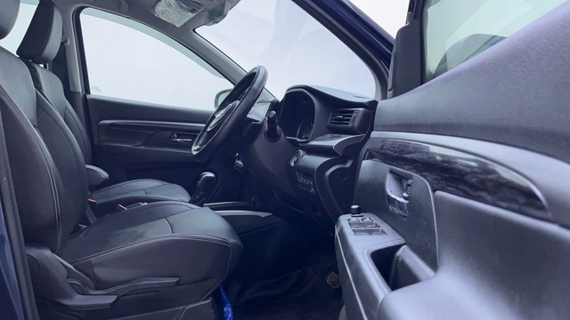 Second-hand 2023 Maruti XL6 Alpha AT for sale in Hyderabad-15