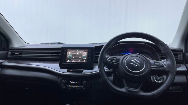 Second-hand 2023 Maruti XL6 Alpha AT for sale in Hyderabad-11