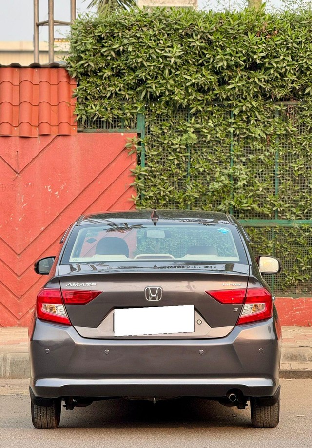 Second-hand 2019 Honda Amaze S Petrol BSIV for sale in Surat-2