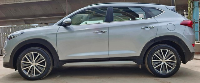 Second-hand 2019 Hyundai Tucson 2.0 Dual VTVT 2WD AT GLS for sale in Bangalore-5