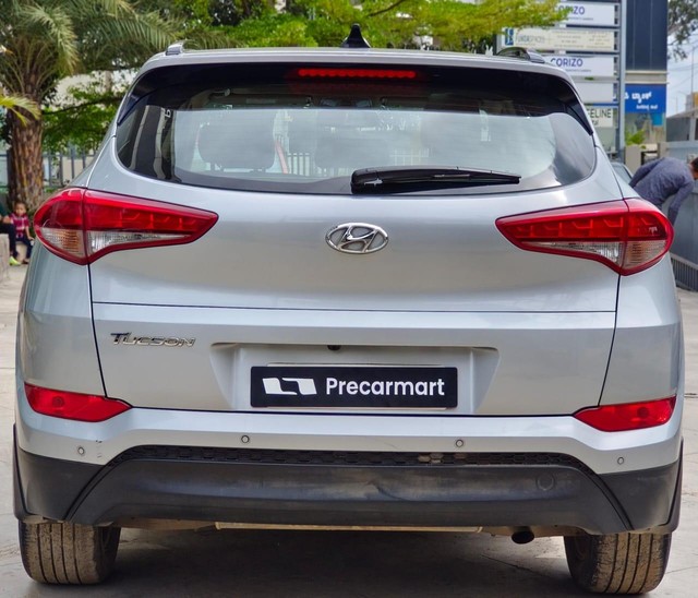 Second-hand 2019 Hyundai Tucson 2.0 Dual VTVT 2WD AT GLS for sale in Bangalore-3