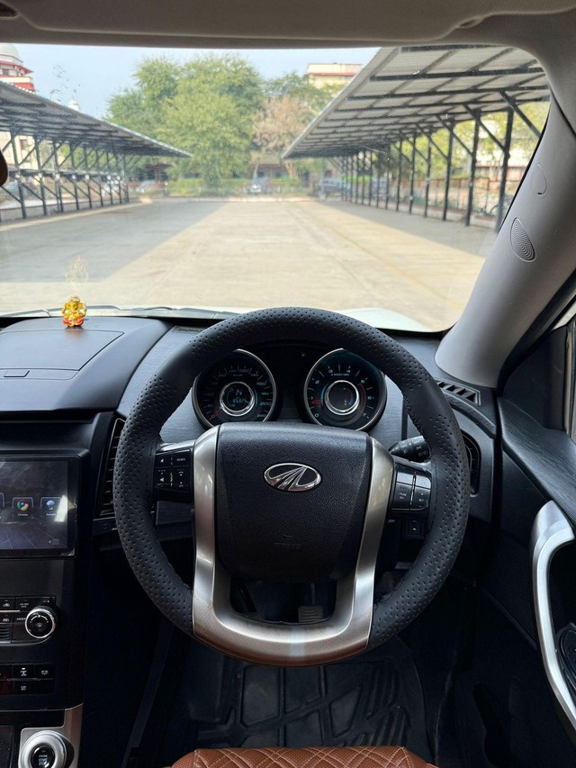 Second-hand 2021 Mahindra XUV500 W9 for sale in Jaipur-7